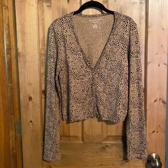 American Eagle Outfitters Sweaters - American Eagle super soft cheetah print cardigan